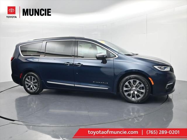 2023 Chrysler Pacifica Hybrid Pinnacle