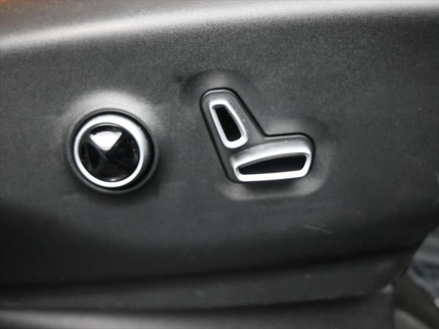 2023 Chrysler Pacifica Hybrid Pinnacle