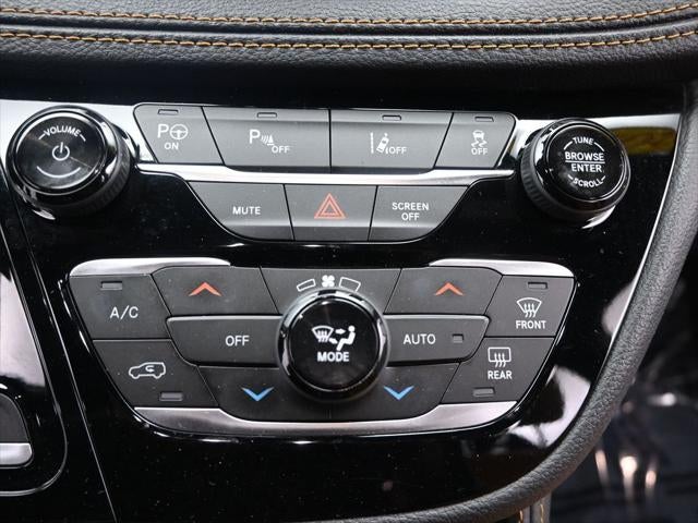 2023 Chrysler Pacifica Hybrid Pinnacle