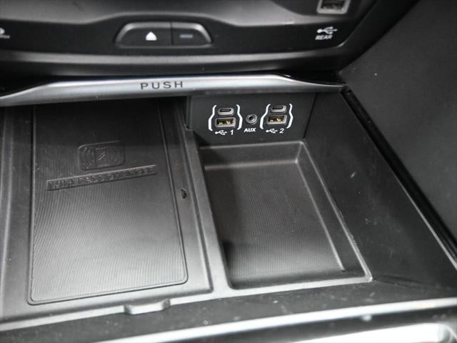 2023 Chrysler Pacifica Hybrid Pinnacle