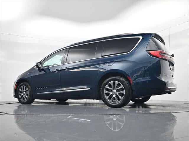 2023 Chrysler Pacifica Hybrid Pinnacle