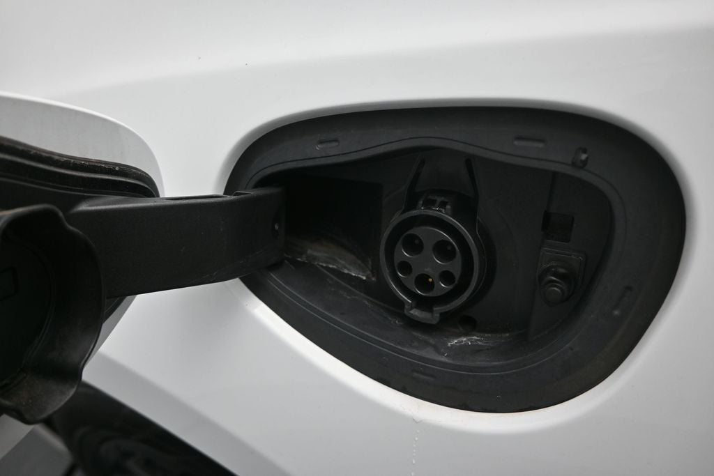 2024 Chrysler Pacifica Hybrid Select S Appearance
