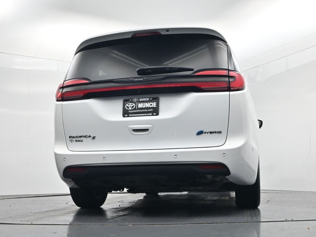 2024 Chrysler Pacifica Hybrid Select S Appearance