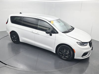 2024 Chrysler Pacifica Hybrid Select S Appearance