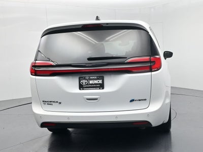 2024 Chrysler Pacifica Hybrid Select S Appearance