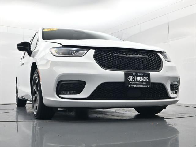 2024 Chrysler Pacifica Hybrid Select S Appearance