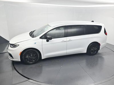 2024 Chrysler Pacifica Hybrid Select S Appearance