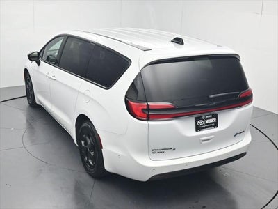 2024 Chrysler Pacifica Hybrid Select S Appearance