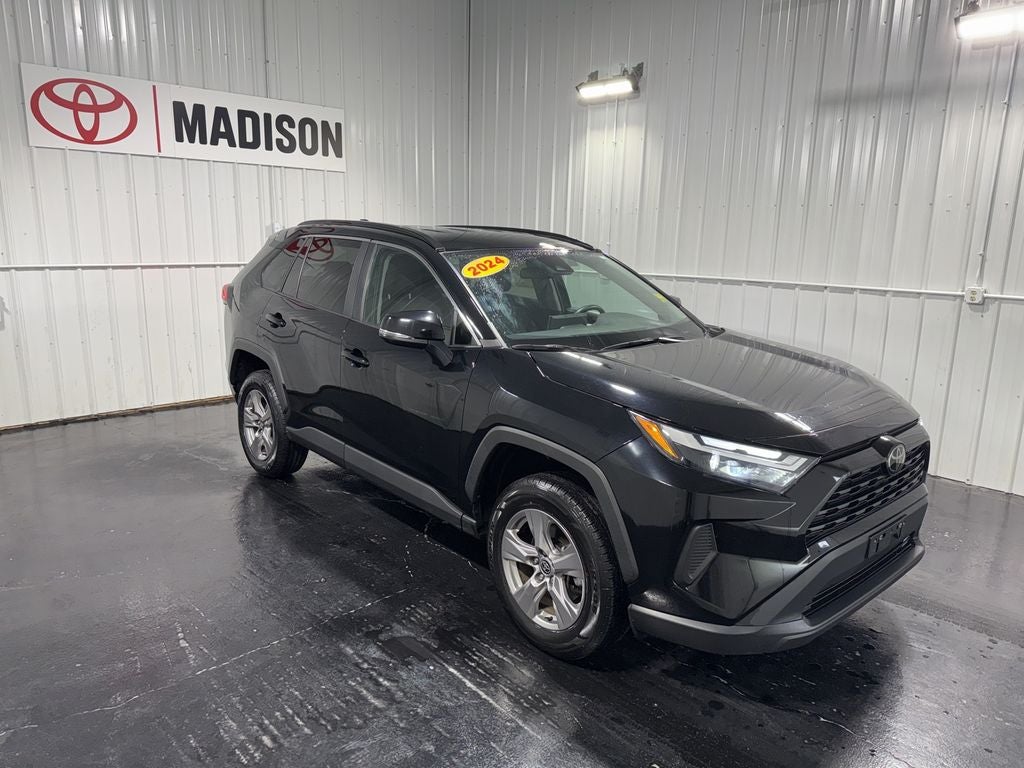 2024 Toyota RAV4 XLE