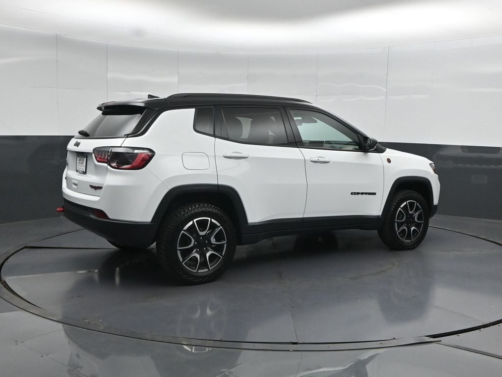 2024 Jeep Compass Trailhawk