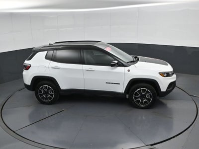 2024 Jeep Compass Trailhawk