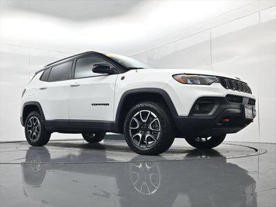 2024 Jeep Compass Trailhawk