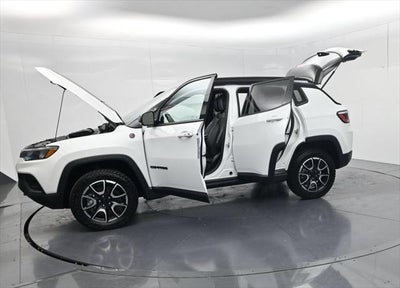 2024 Jeep Compass Trailhawk