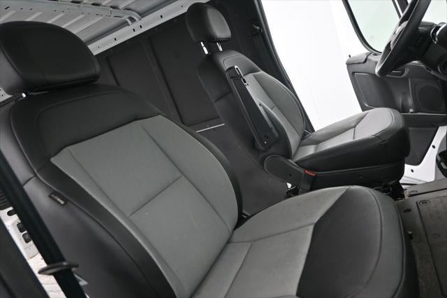 2025 RAM ProMaster 2500 Base