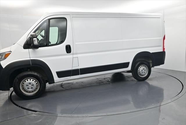 2025 RAM ProMaster 2500 Base