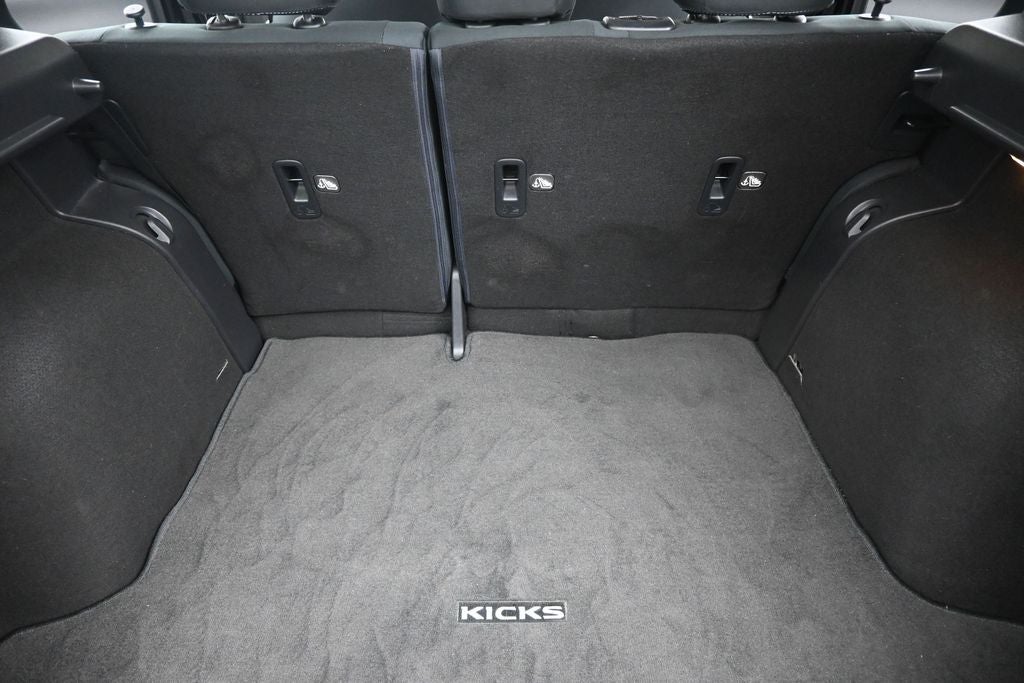 2020 Nissan Kicks S