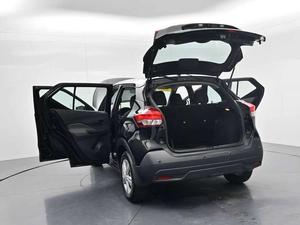 2020 Nissan Kicks S