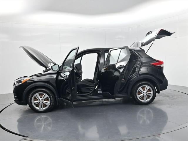 2020 Nissan Kicks S