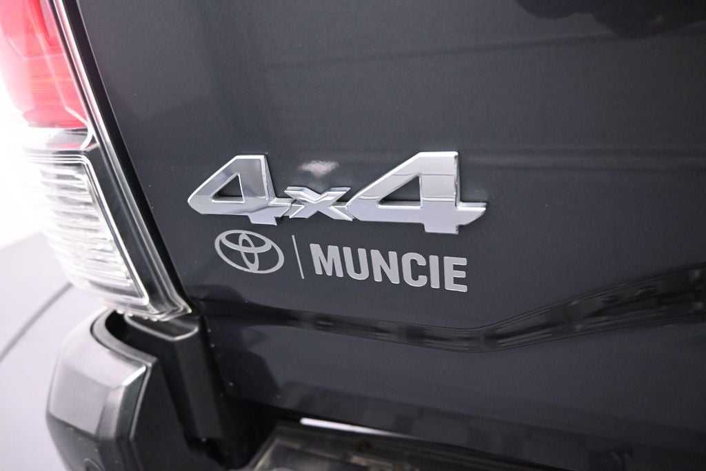 2023 Toyota Tacoma Limited V6