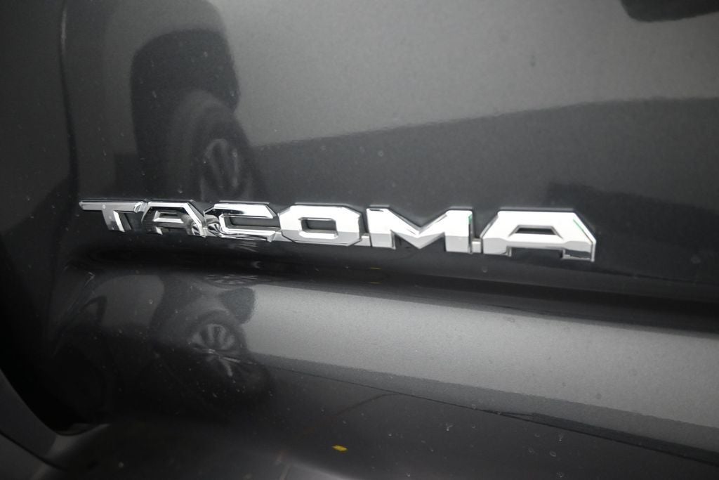 2023 Toyota Tacoma Limited V6