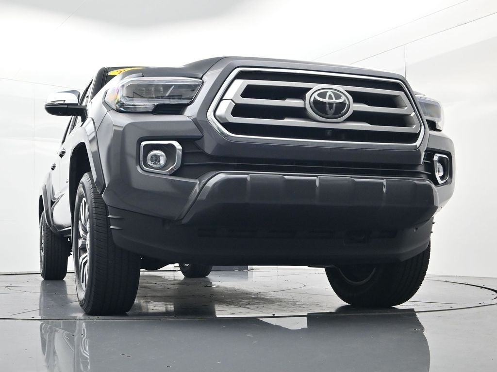 2023 Toyota Tacoma Limited V6