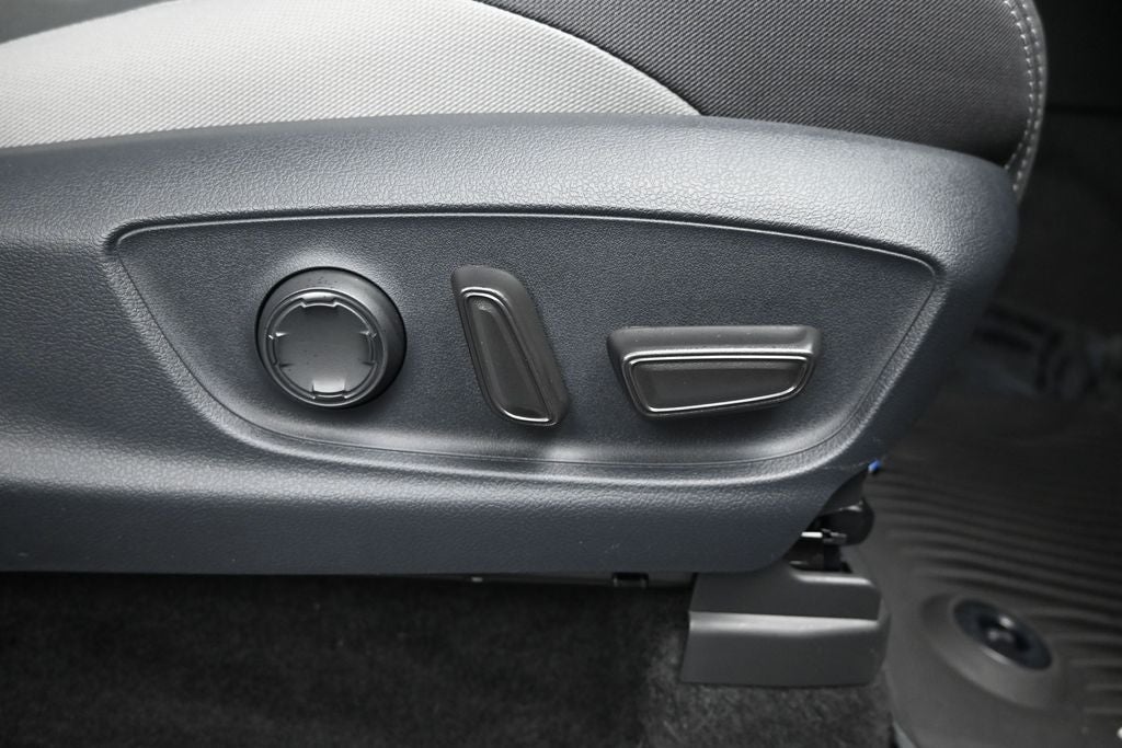 2025 Toyota Tacoma Hybrid TRD Sport
