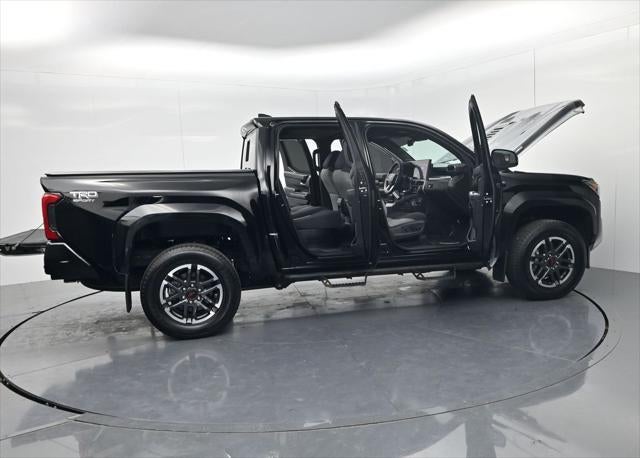 2025 Toyota Tacoma Hybrid TRD Sport