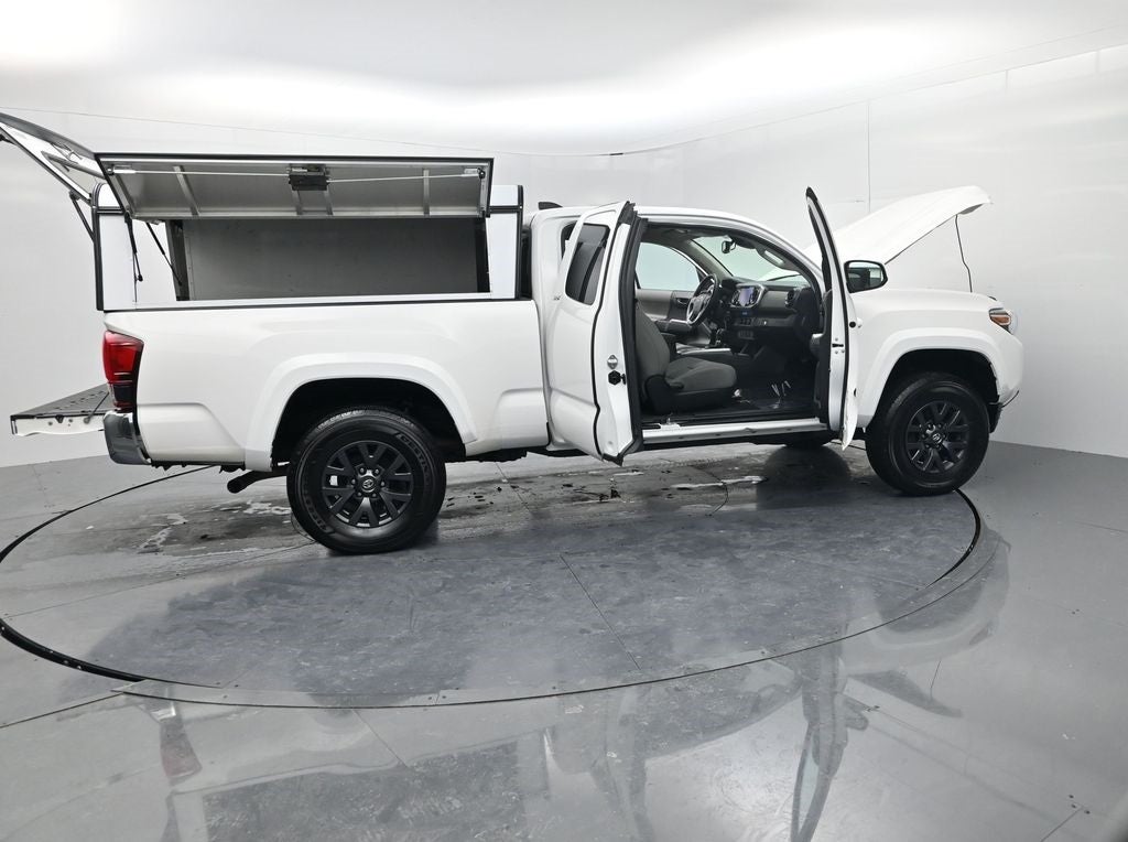 2022 Toyota Tacoma SR5 V6