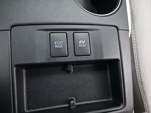 2017 Toyota Camry Hybrid LE