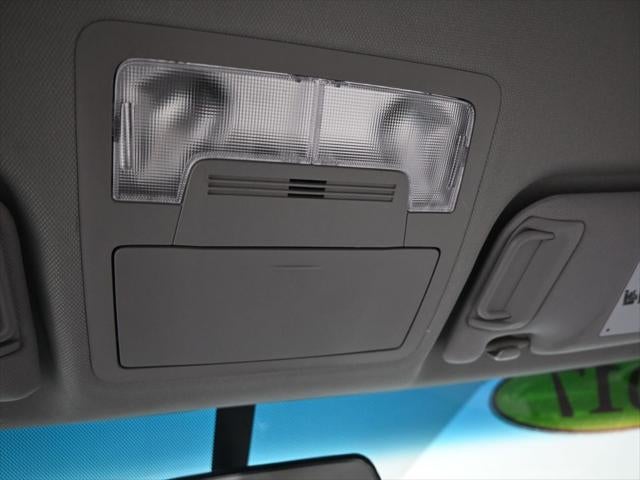 2017 Toyota Camry Hybrid LE