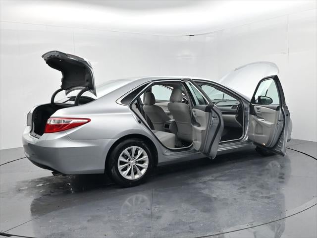 2017 Toyota Camry Hybrid LE