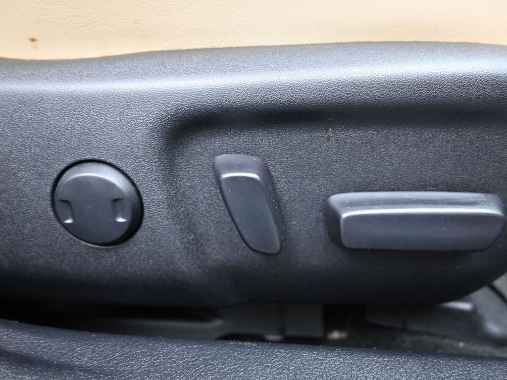 2016 Toyota Avalon Limited