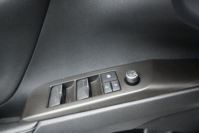 2022 Toyota Camry Hybrid XLE