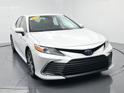 2022 Toyota Camry Hybrid XLE