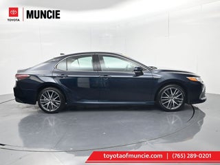 2021 Toyota Camry Hybrid XLE