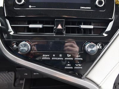 2021 Toyota Camry Hybrid SE