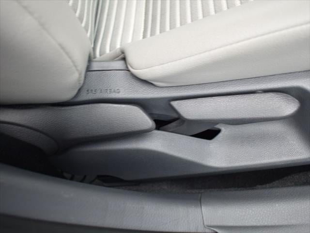 2021 Toyota Camry Hybrid SE