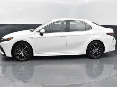 2021 Toyota Camry Hybrid SE