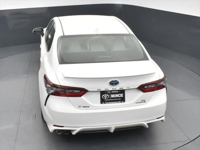 2021 Toyota Camry Hybrid SE