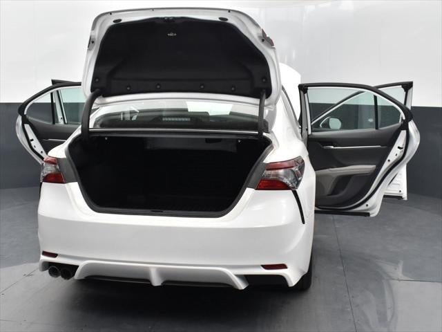 2021 Toyota Camry Hybrid SE