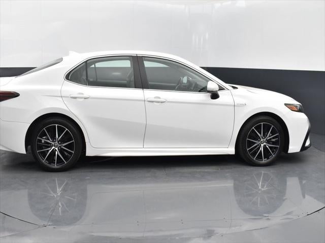 2021 Toyota Camry Hybrid SE
