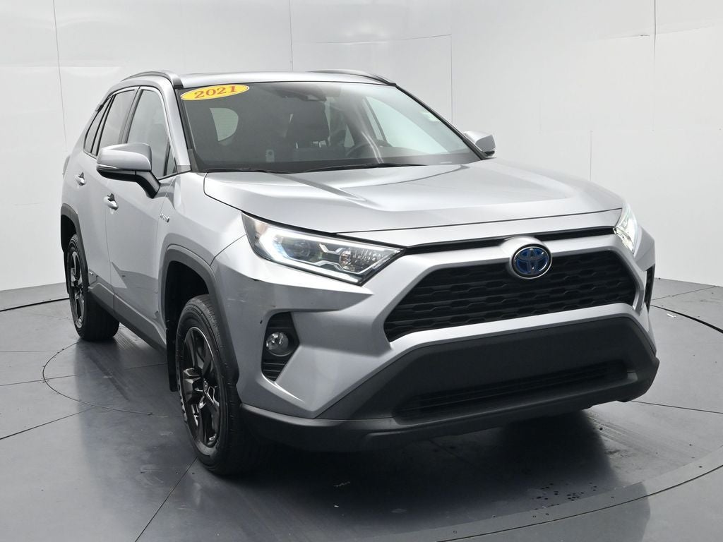 2021 Toyota RAV4 Hybrid XLE