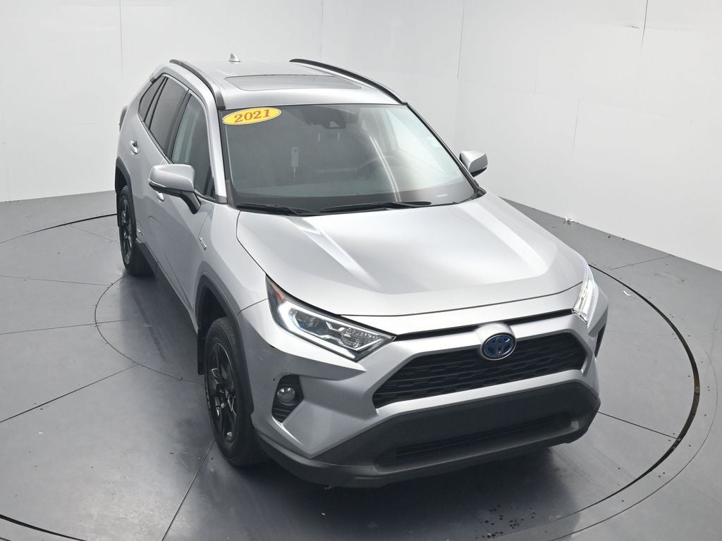 2021 Toyota RAV4 Hybrid XLE