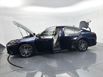 2025 Lexus ES 350