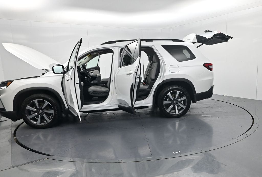 2024 Honda Pilot Touring