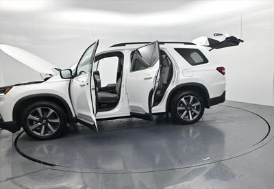 2024 Honda Pilot Touring