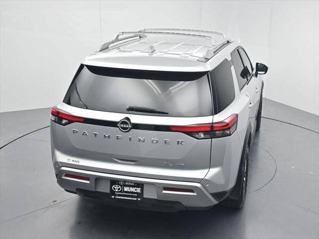 2022 Nissan Pathfinder SL