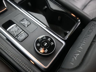 2022 Nissan Pathfinder Platinum