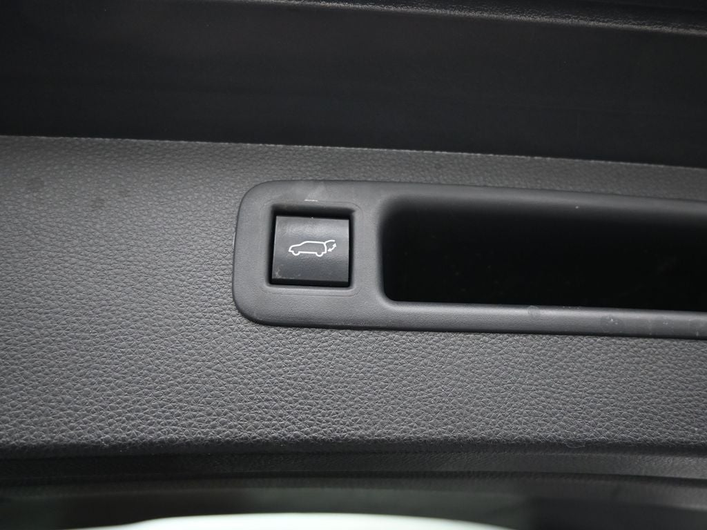 2022 Toyota Highlander Hybrid LE