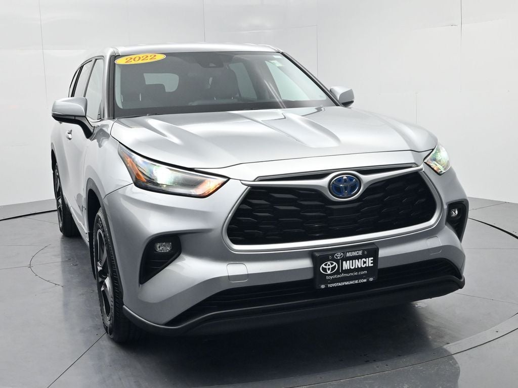 2022 Toyota Highlander Hybrid LE